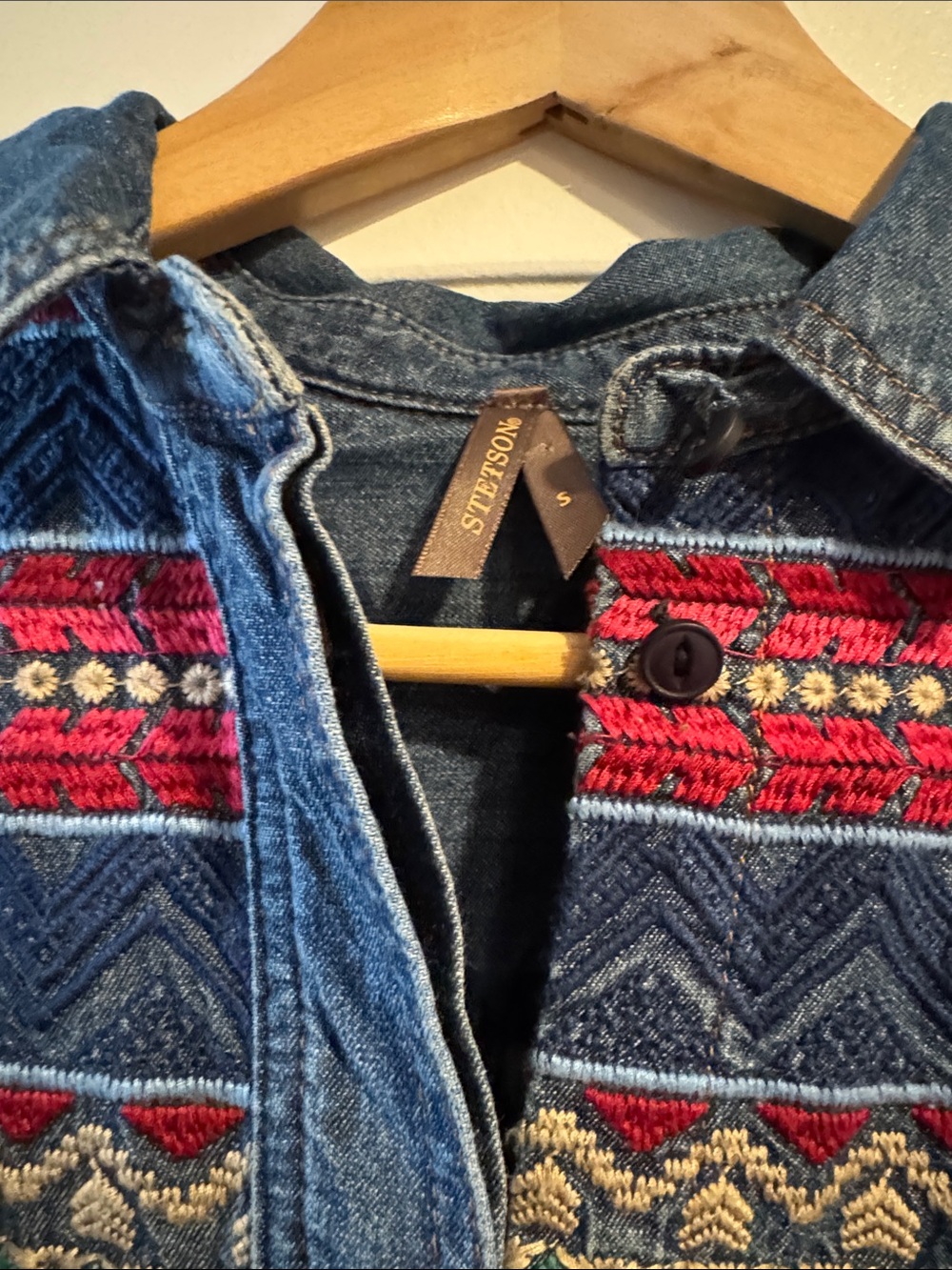 Stetson Denim Duster with Red Floral Embroidery and Multicolor Trim - Picture 6 of 8